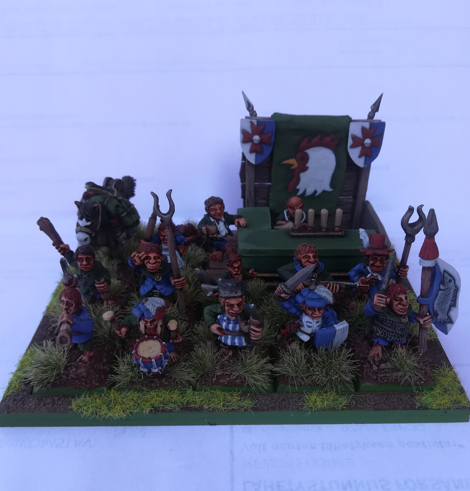 Halfling braves, "The Small Cocks". Baari räjähtää pelissä ja tekee 2d6 haavoja melee-kantamalla. Maalattu kesällä 2019.
