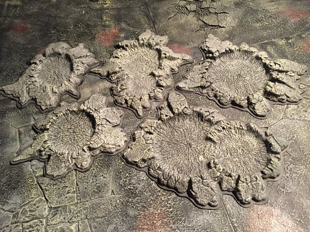 40k_moonscape.jpg